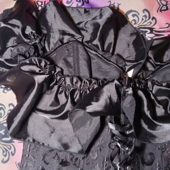 Black Corset with Ruffle Off the Shoulder Sleeve - Picture 3 of 9